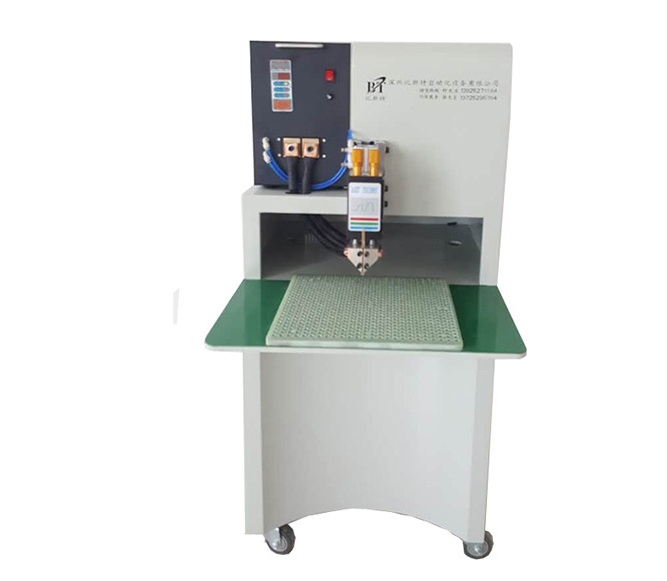 鋰電池組裝生產(chǎn)設備為何能成為新能源產(chǎn)業(yè)的中堅力量？